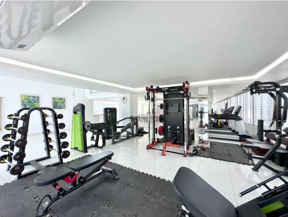 300 sq.ft 7 Cozy Apt with Pool-Gym