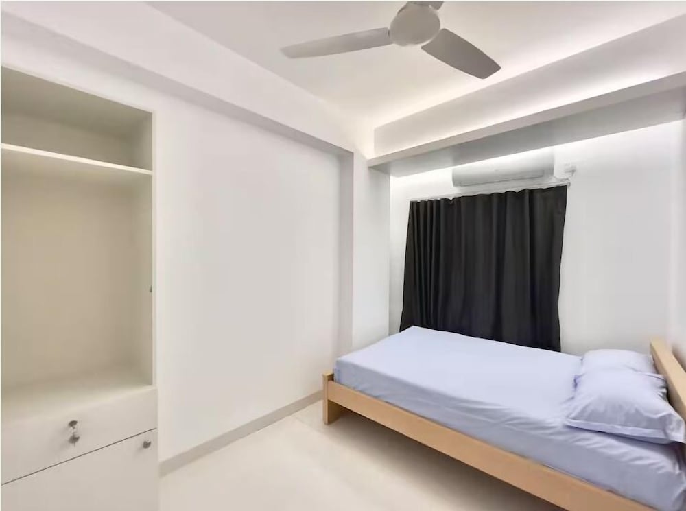 600sqft 2 Luxury Studio with Gym & Pool