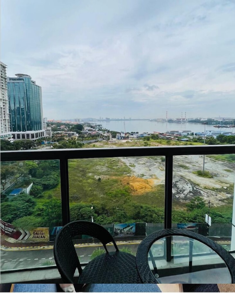R&F Princess Cove at ANJU
