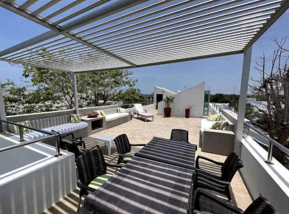 NOK Luxury 4BR Pool Villa in Manzanillo Cartagena
