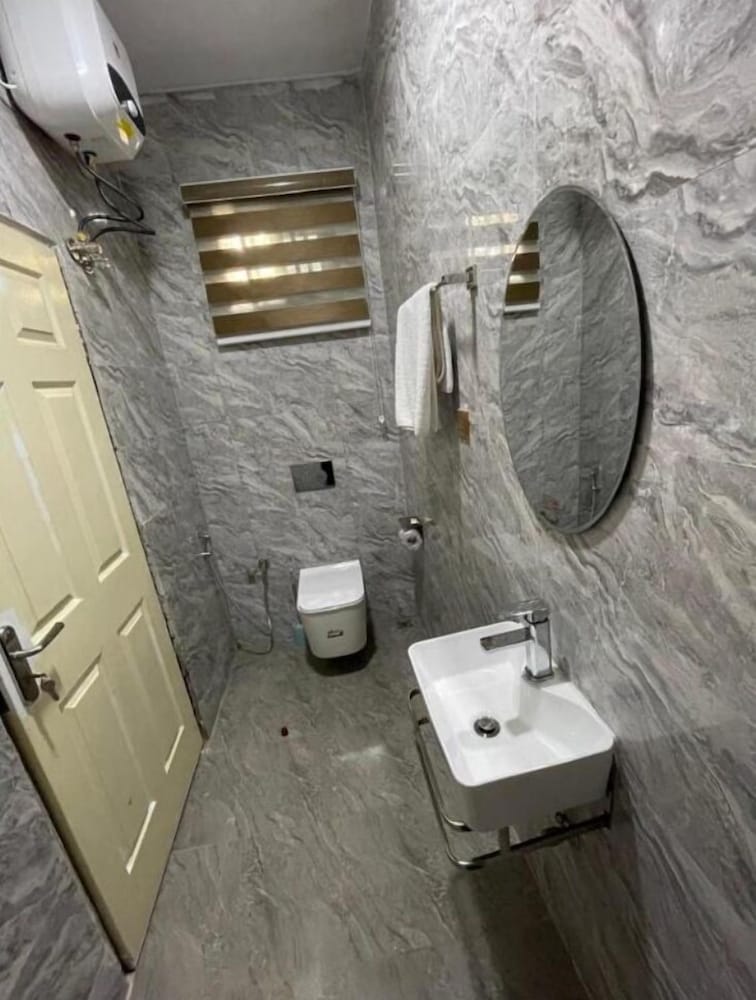 Wine House Apartments