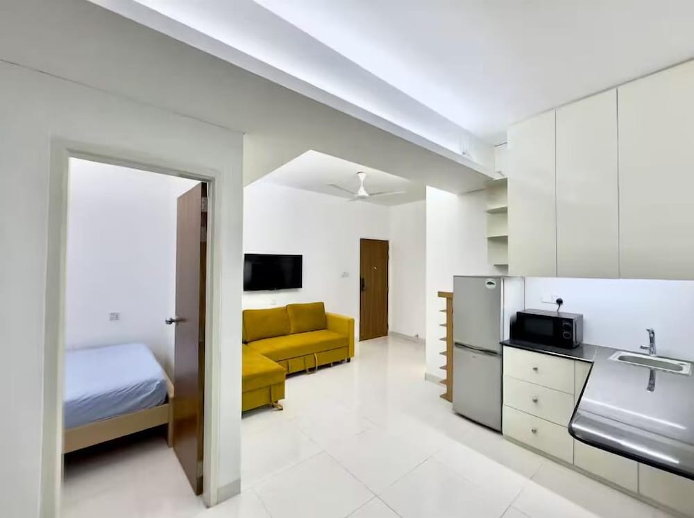 500sqft7 Cozy Apt in the Center of Dhaka