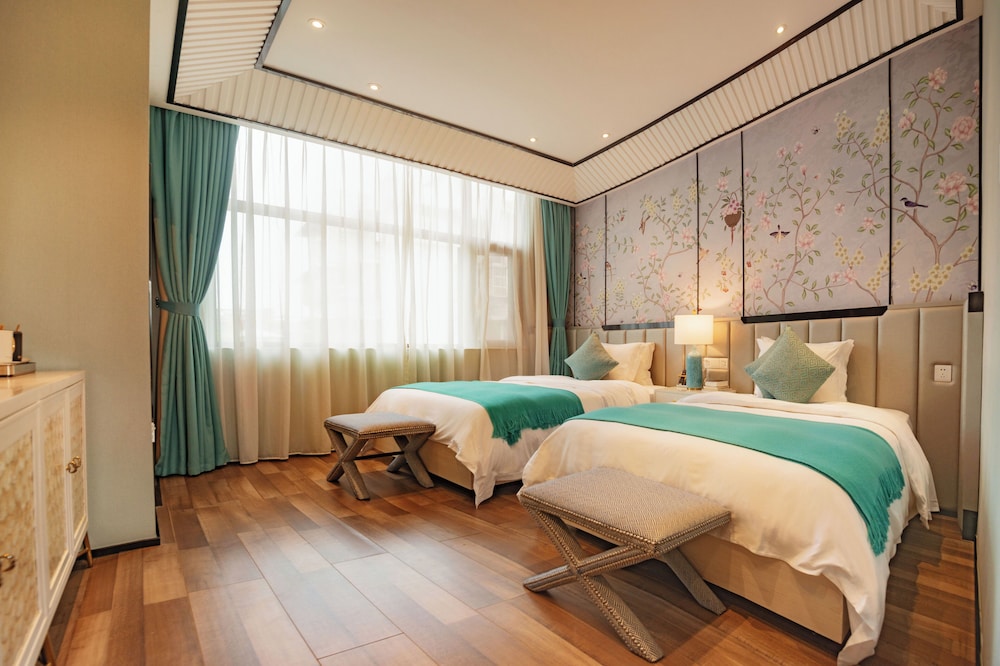 Li River Resort Villa Hotel