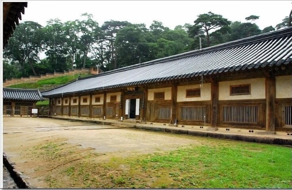 Hapcheonho View Smile Pension