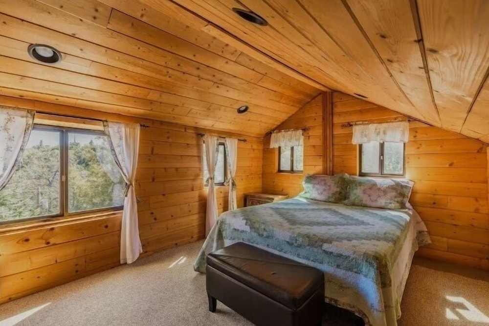 Almost Heaven Cabin - A Healthful and Relaxing Retreat