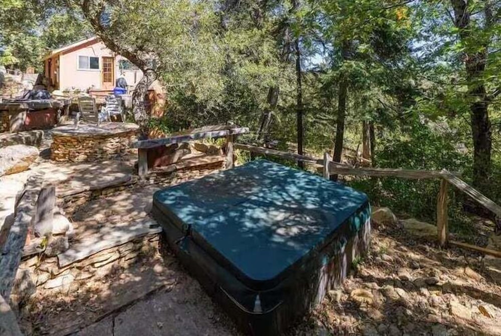 Almost Heaven Cabin - A Healthful and Relaxing Retreat