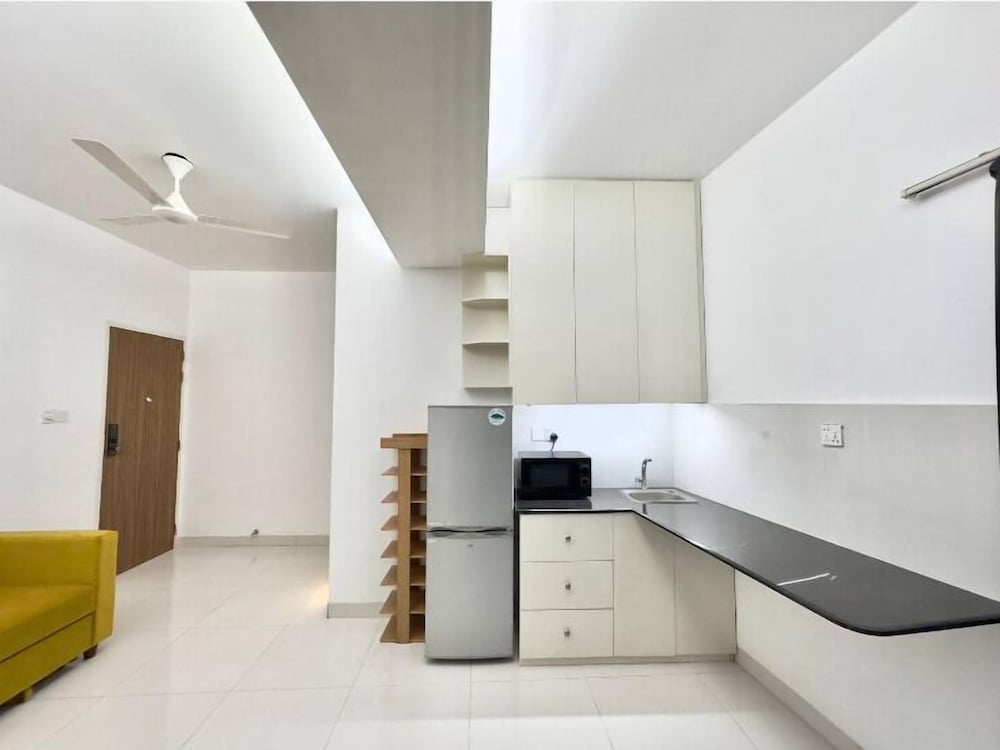 500sqft7 Cozy Apt in the Center of Dhaka