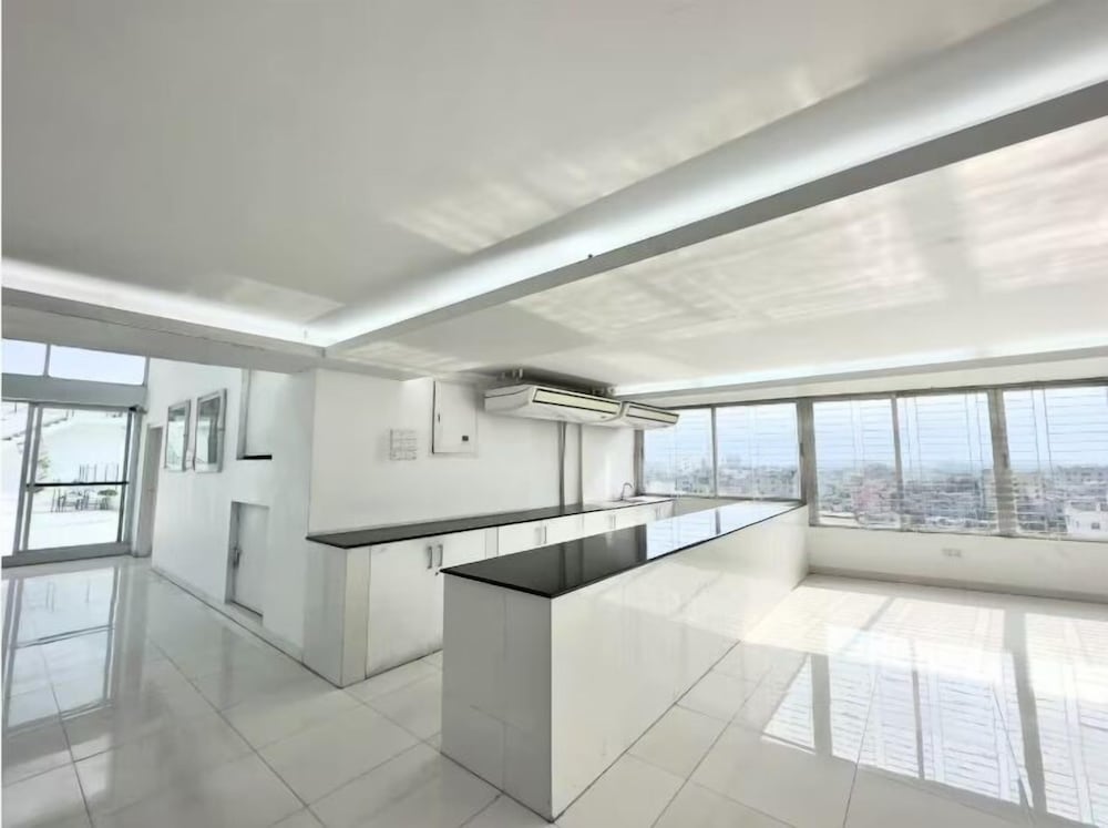 250 sq.ft Studio Apartment with Pool 3