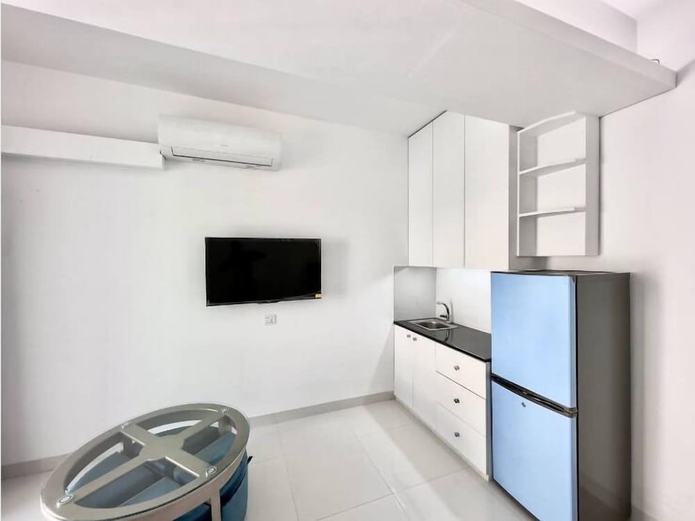 350sqft 4 Apartment with Pool and Sauna