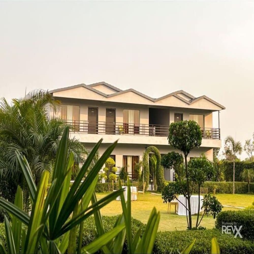 Corbett Jungle Resort