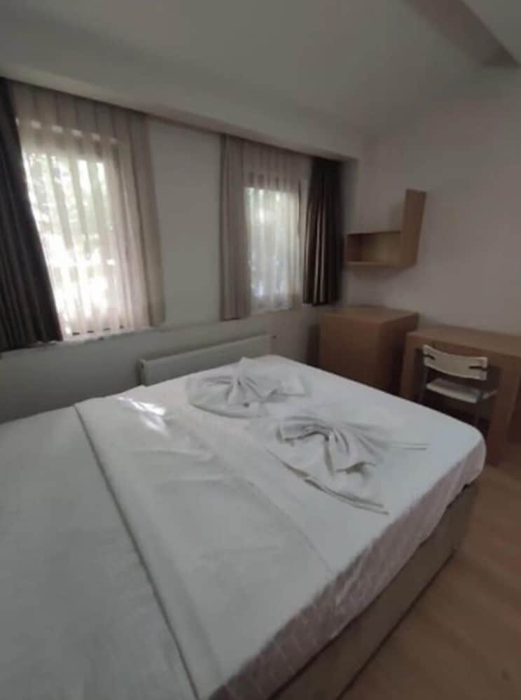 AZAD HOMES AKKARGA