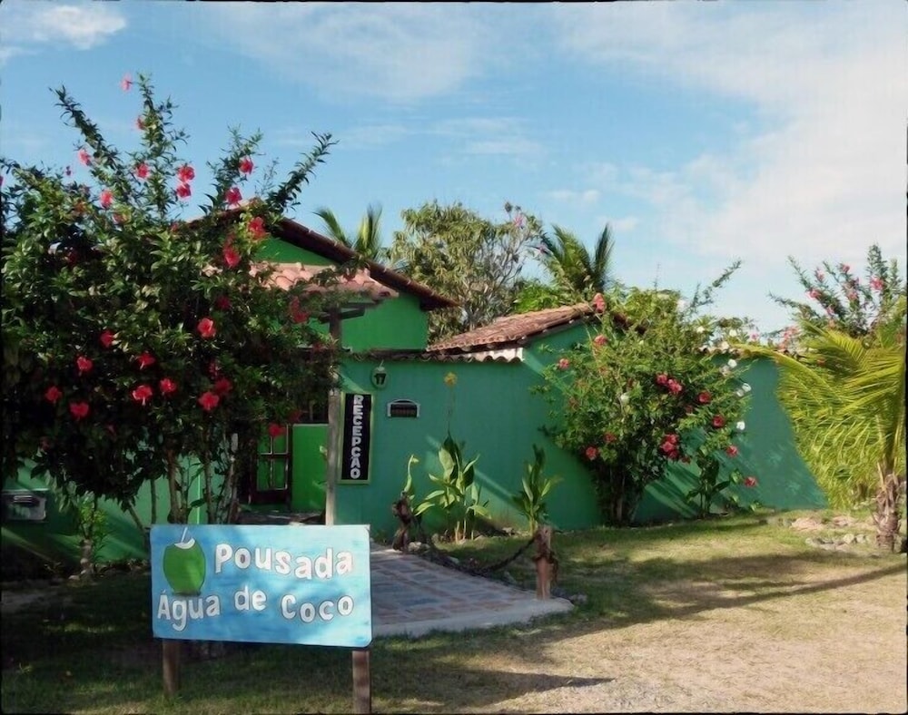 POUSADA ÁGUA DE COCO