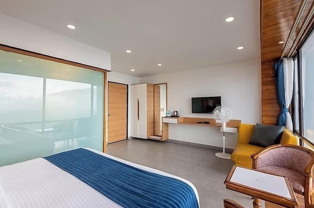 MV Acosta by Lawrence hotels