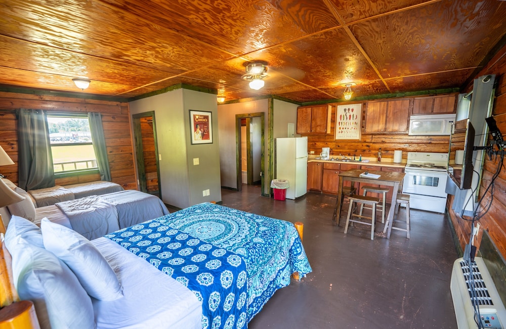 Fishtale Lodge
