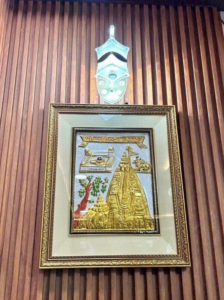 S R GUEST HOUSE