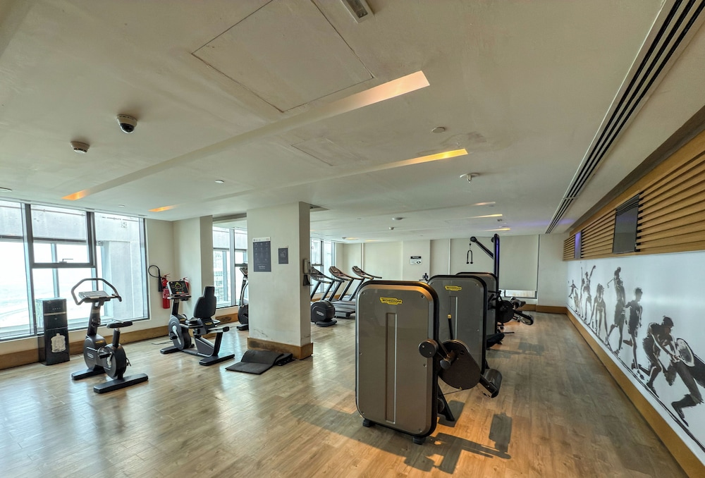 Blossoming 1BR Walk to Dubai Mall & Pool