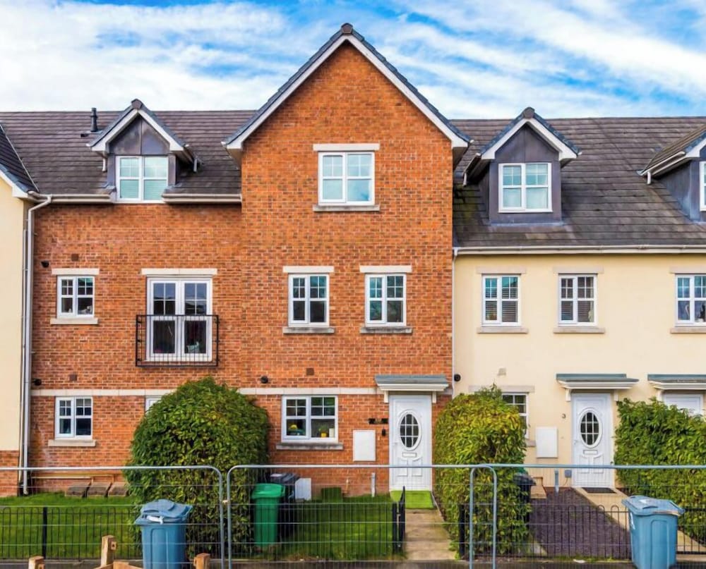 1 Goddard Street
