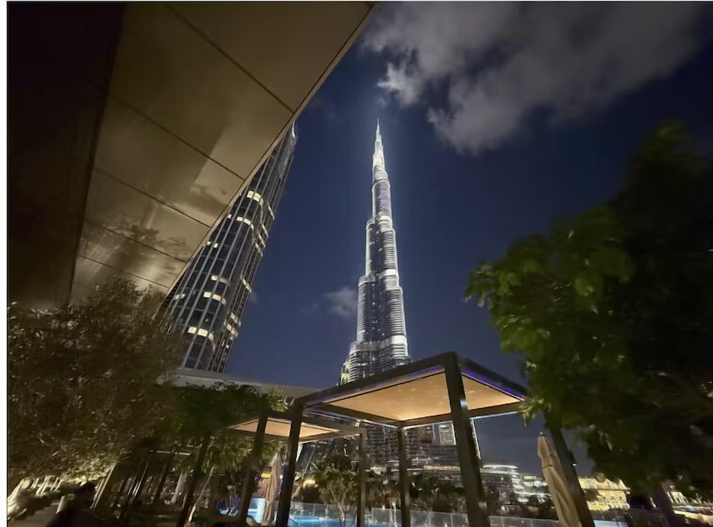 NYE Fireworks View – Burj Khalifa & Fountain