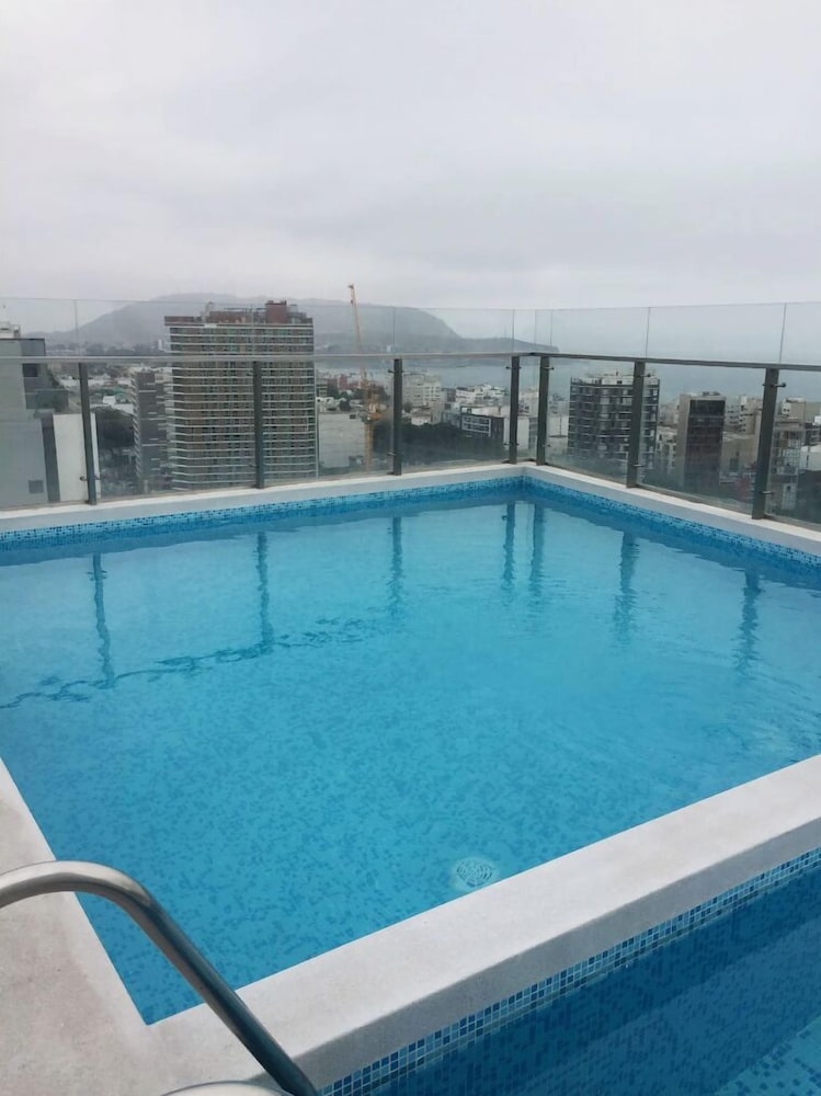Loft de estreno en Barranco con Balcon view 5