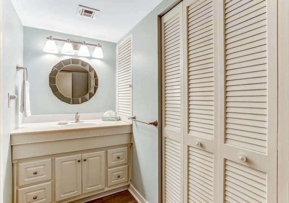 Fernandina Beach Vacations - 2062-beachwood - Property Image 5