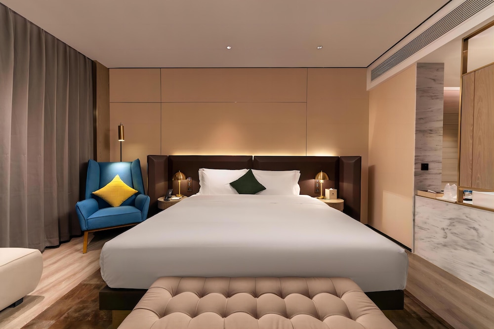 ECHARM PLUS Hotel Smart New City Branch