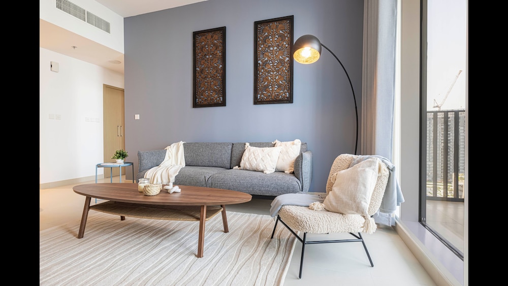 Scenic 1-bedroom Apartment in Dubai Creek Harbour