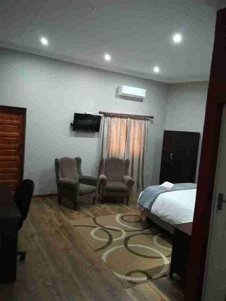 Tranquil House Bed and Breakfast
