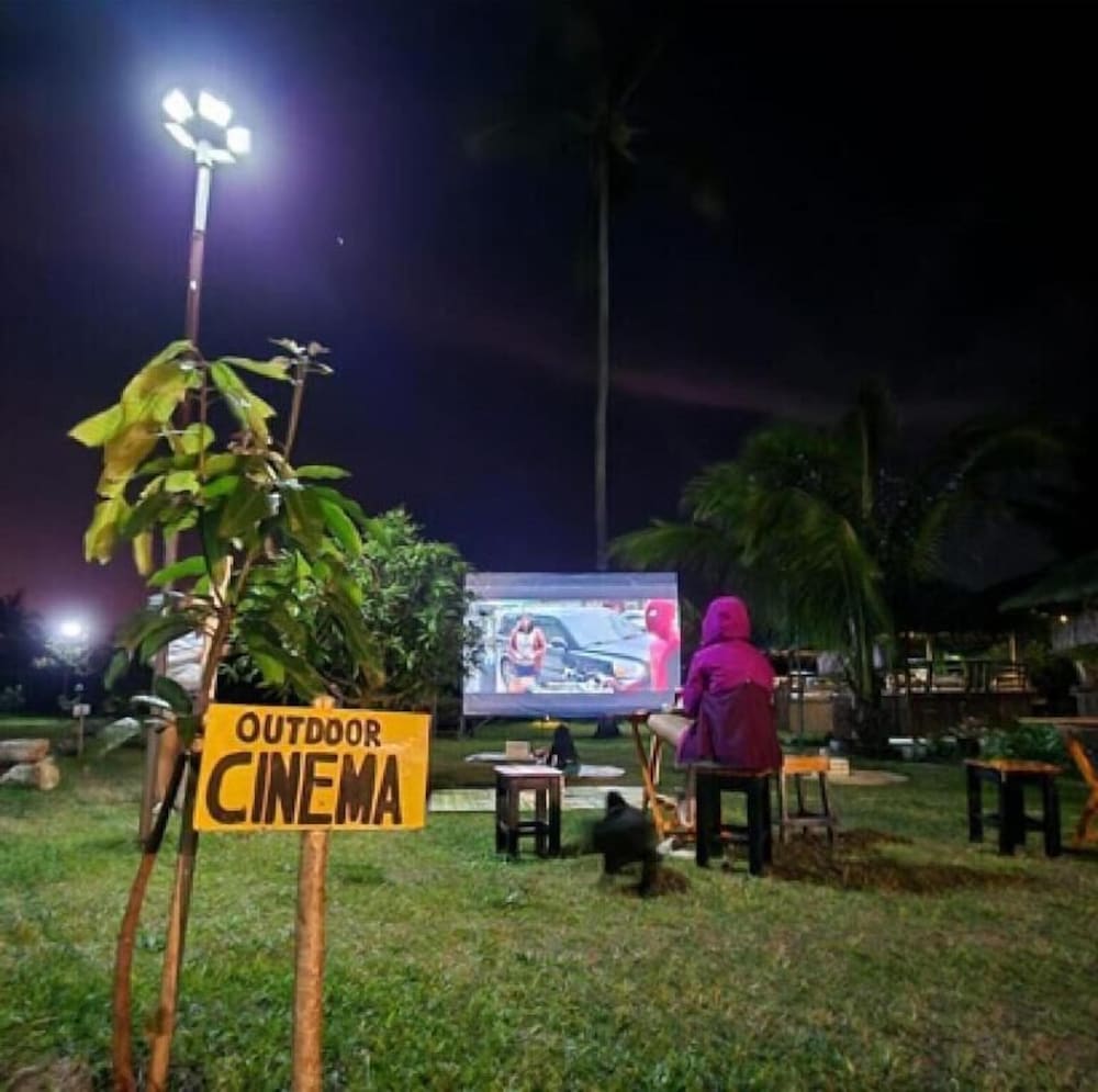 Eljoy's Forest Resort