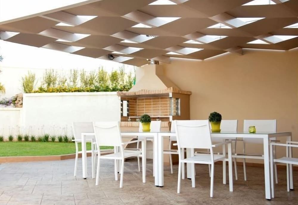 Villa Ariella