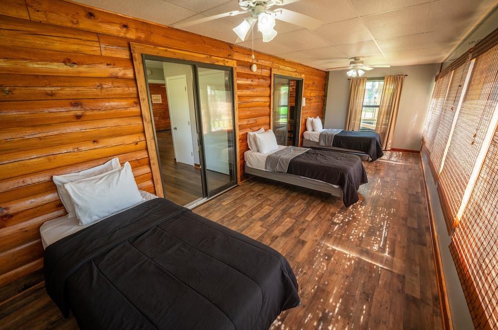 Fishtale Lodge
