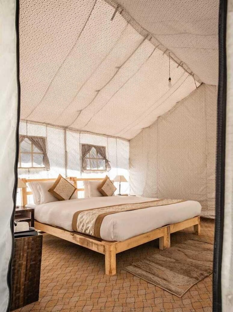 Camp Norling Stars - Koyul