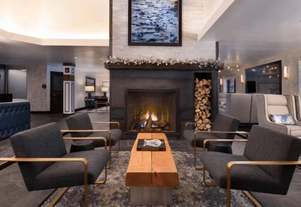 Vail Village Gravity Haus 2 Bedroom Condo