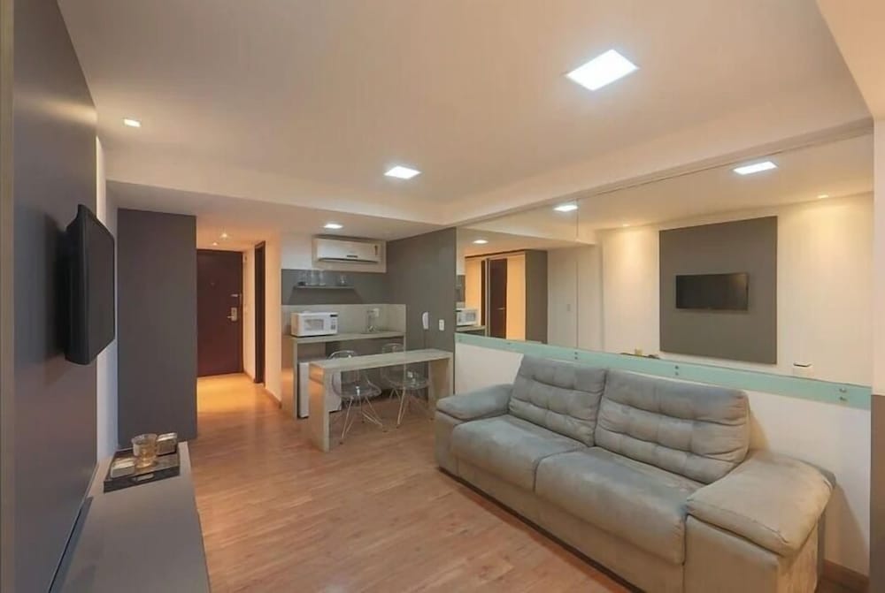 HY Beach Flats