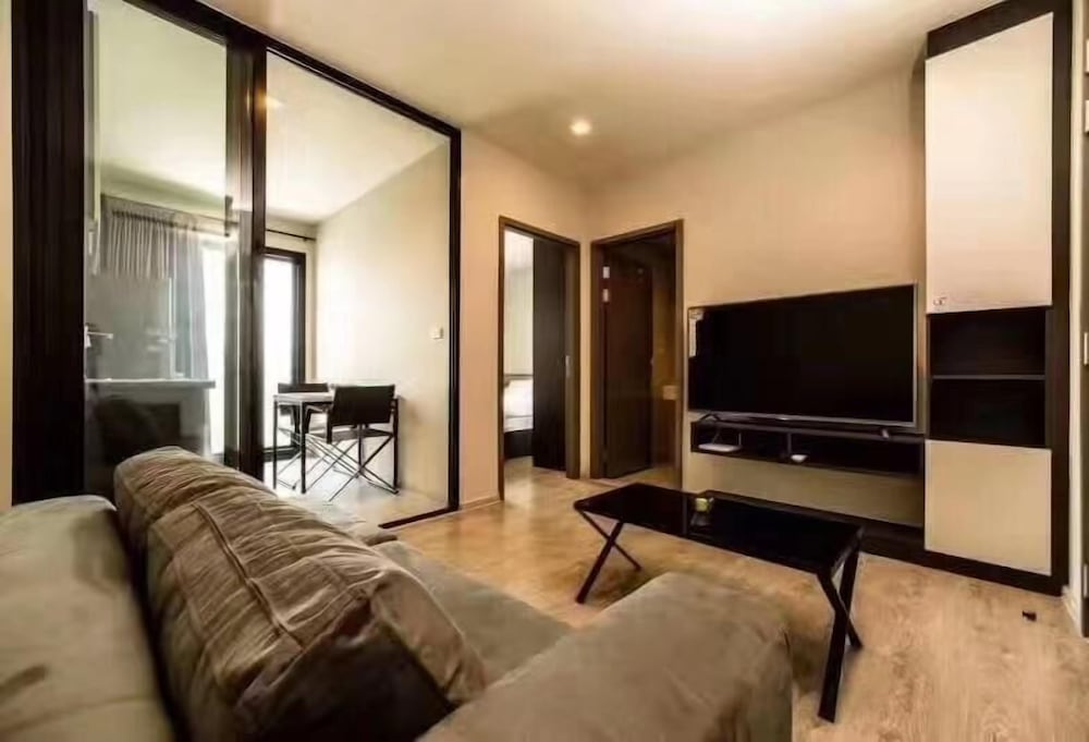 Pony's Homestay -The Base Condo- view 5
