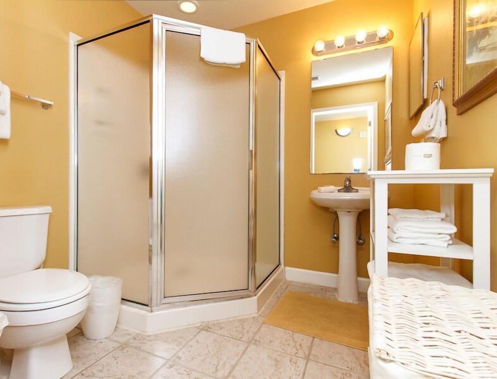 Pelican Isle 602 by Brooks and Shorey Resorts