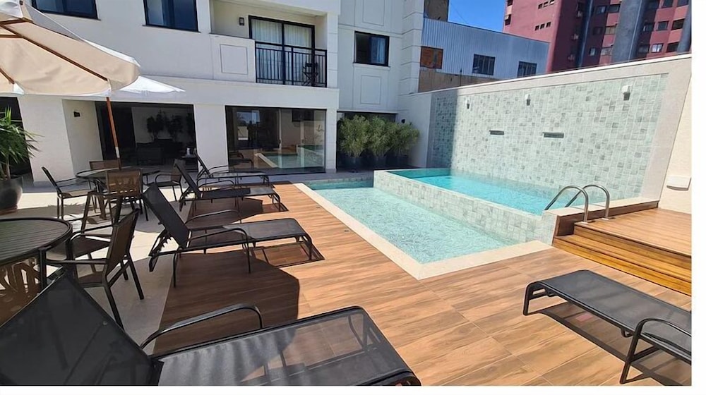 Riverside Residence