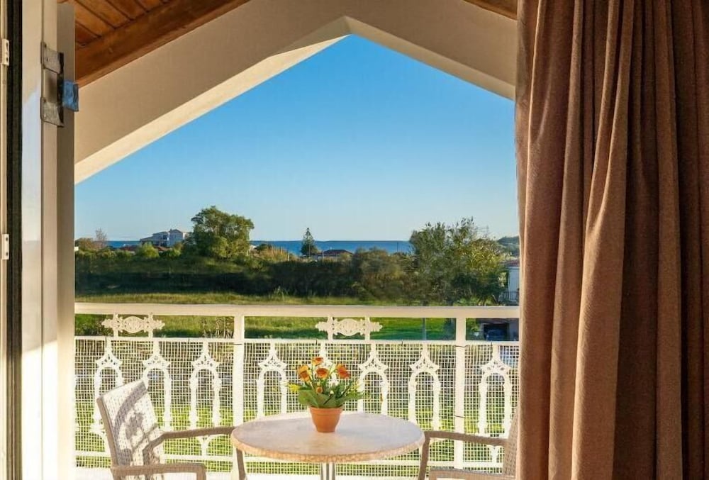 Antonis Apartments