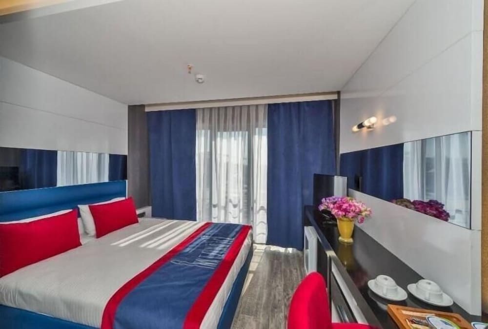 Inntel Hotel Istanbul - Image 26