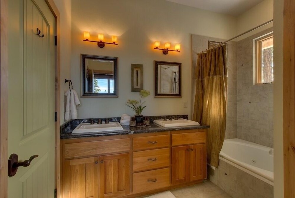 Rock Haven 2 Bedroom Condo