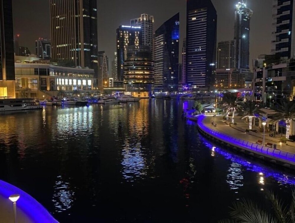 Luxurious 4 Bedroom Duplex Villa Apartment Near JBR