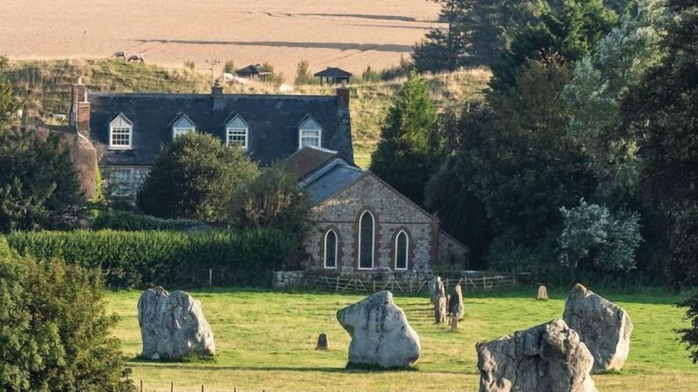 Marlborough Vacations - Silbury House - Property Image 1