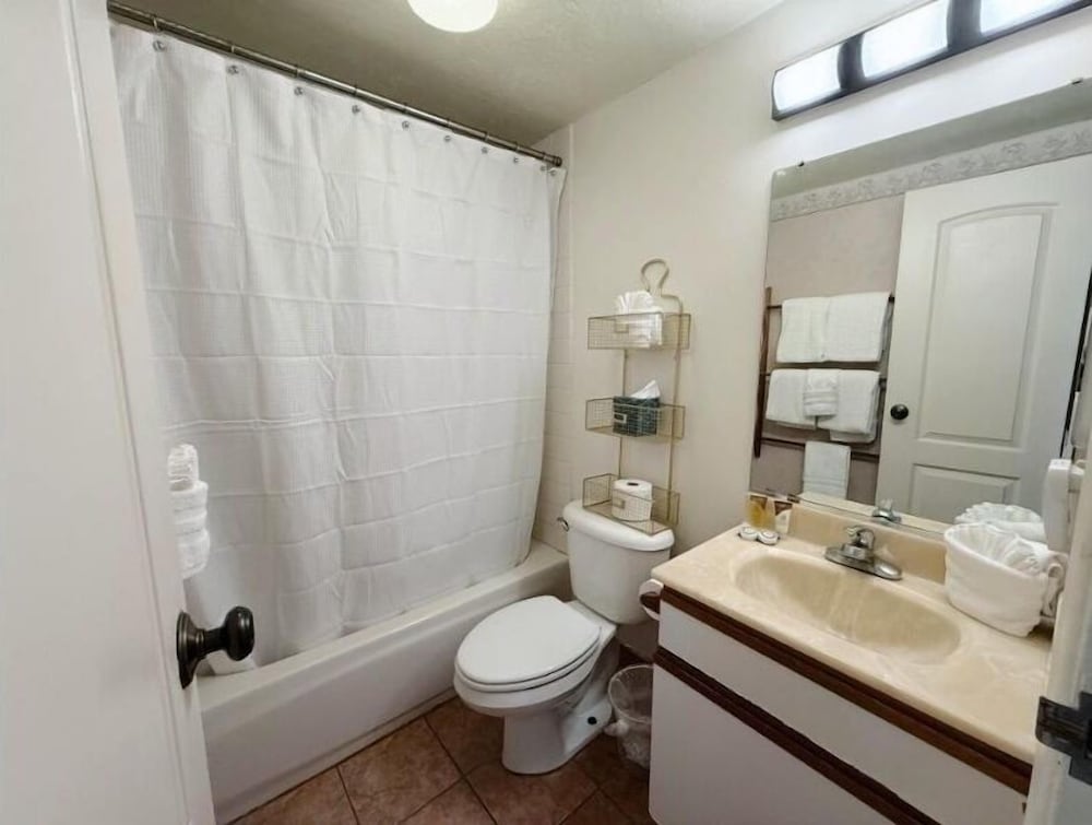 Menehune Shores, #118^ 3 Bedroom Condo