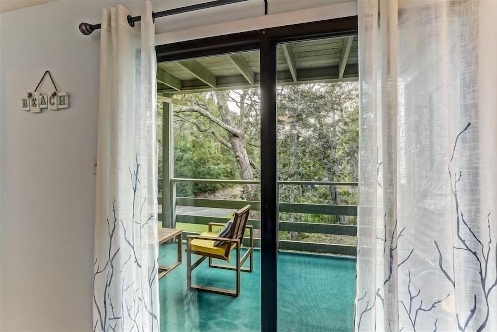 Newly Renovated Condo with Easy Access to Pool and Tennis Courts by RedAwning