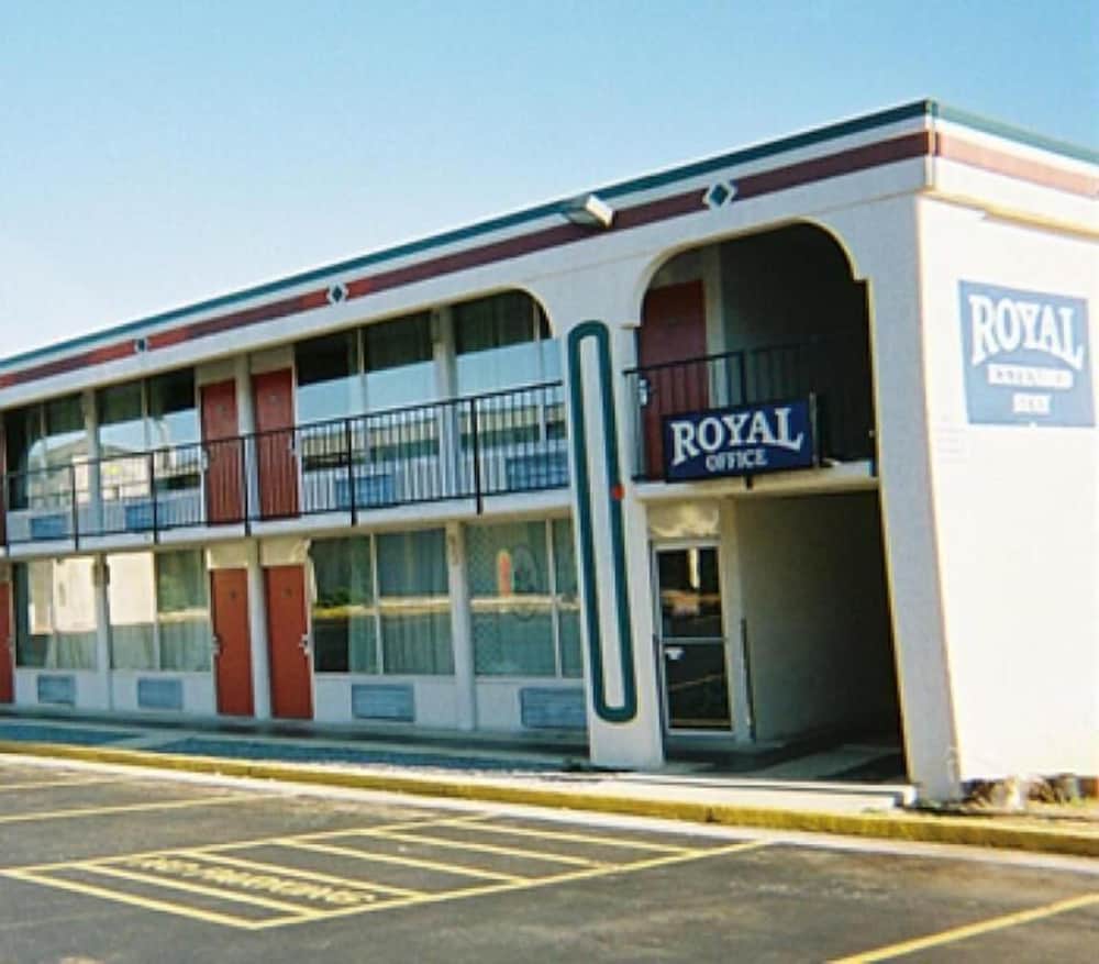 Hotel Royal Extended Stay Alcoa - Image 1