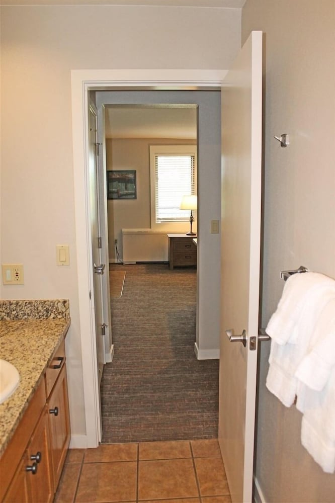 7th Mtn 1235a 1 Bedroom Condo