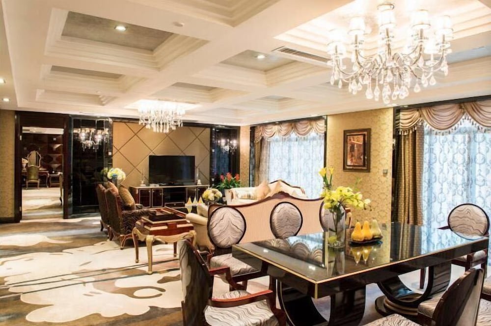 Country Garden Phoenix Hotel Yunfu