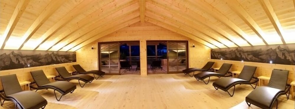 Zin Senfter Residence