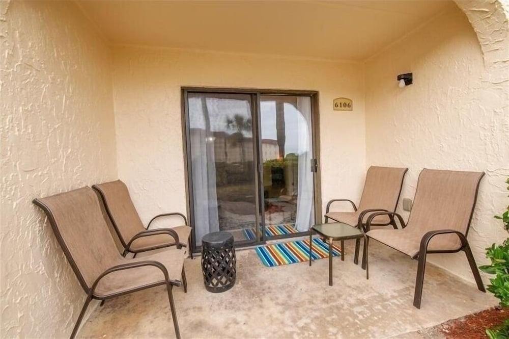 Mystic Sands I Steps To Beach I Free Activities 2 Bedroom Condo