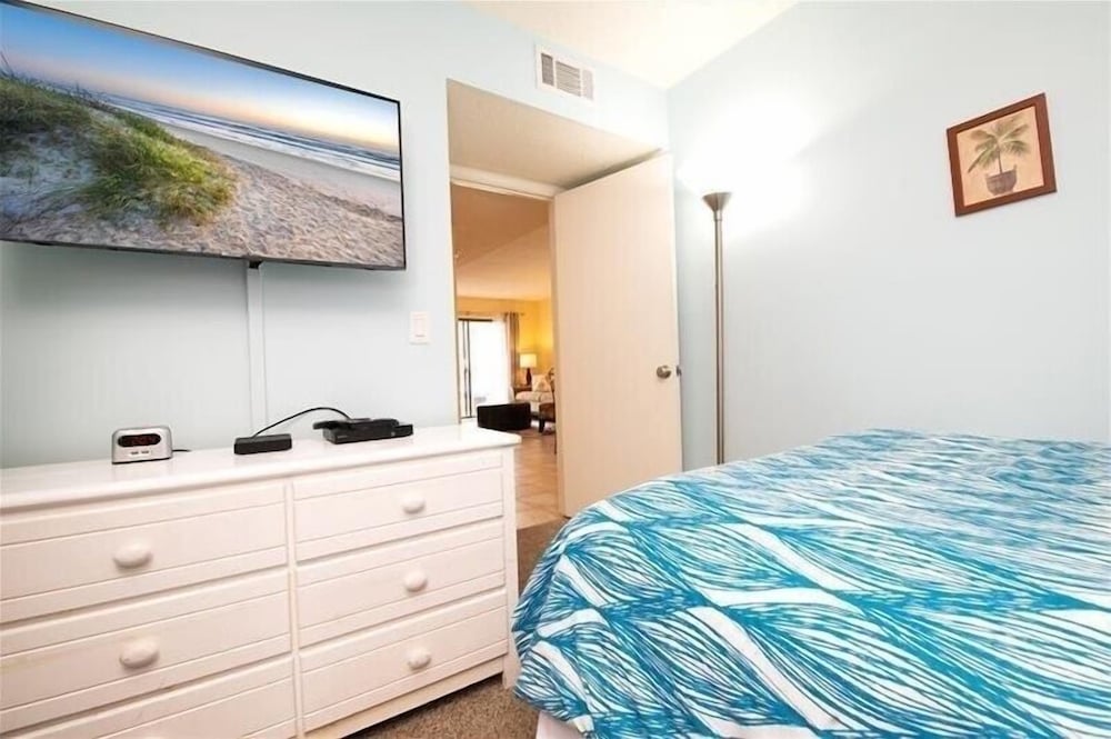 Mystic Sands I Steps To Beach I Free Activities 2 Bedroom Condo