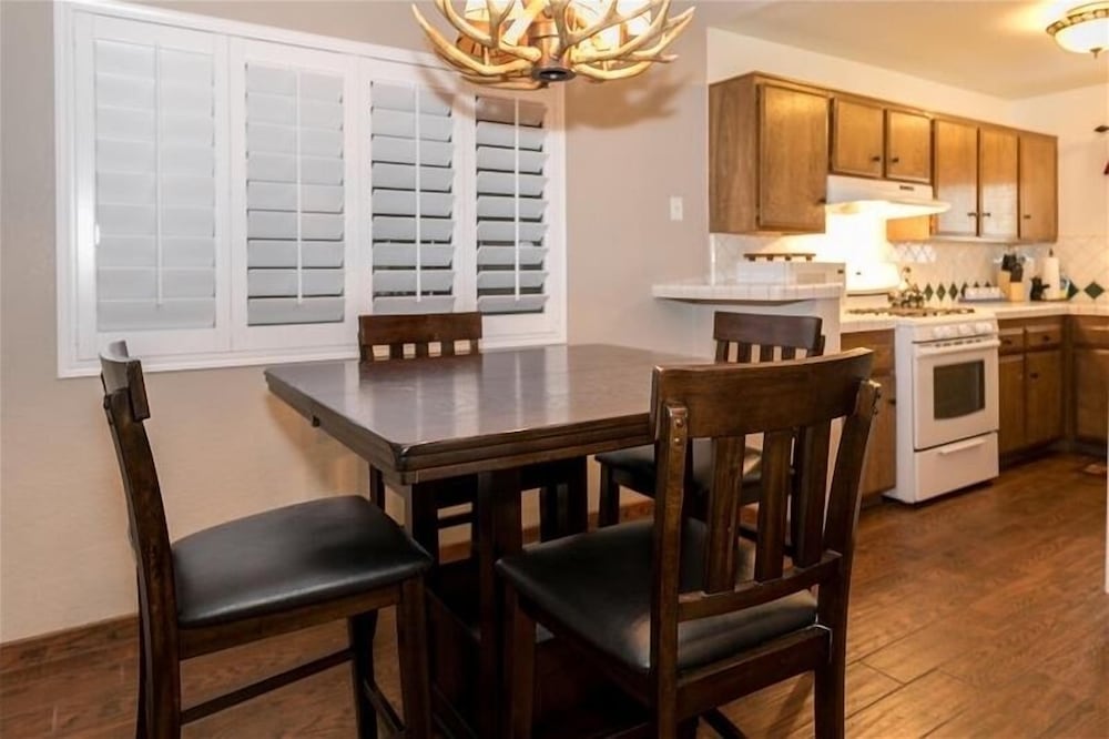 Arrowhead With Pool 2 Bedroom Condo by RedAwning view 5